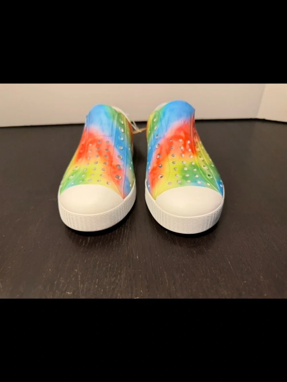 Native Jefferson Print Shoes Rainbow Multi Tie Dye Big Kids US J1/EU 32.5